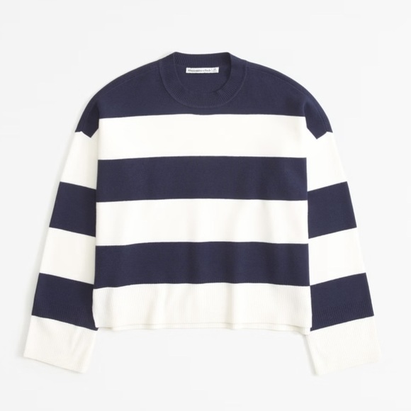 Abercrombie Sweater - Picture 1 of 5